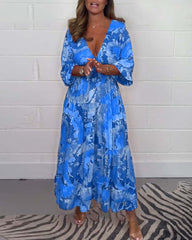 Élodie™ | Lang Farverig Kjole med Dybt V-udskæring