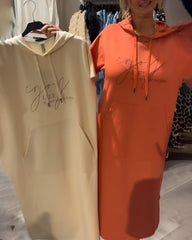 Lorette™ | Komfortabel hoodiekjole