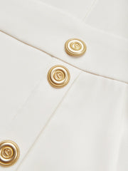 Malene™ | Ensfarvet midi-kjole med knapspalt og rund halsudskæring