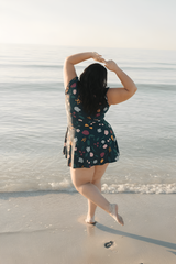 Anouk™ | Badedragt med flæser og indbygget bh