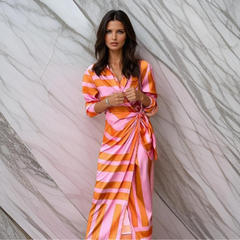 Laurine™ | Trykt V-hals Kjole