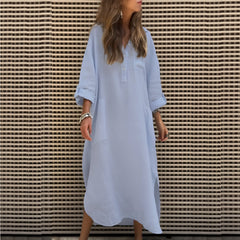 Cléa™ | Lang Ensfarvet Kjole med Lange Ærmer