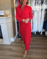 Grethe™ | Elegant ensfarvet kjole med slids