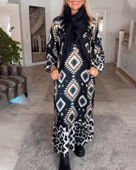 Frederika™ | Langærmet kjole med Geometrisk print