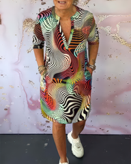 Claire™ | Farverig kjole med V-udskæring