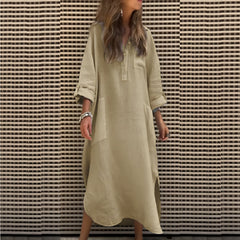 Cléa™ | Lang Ensfarvet Kjole med Lange Ærmer